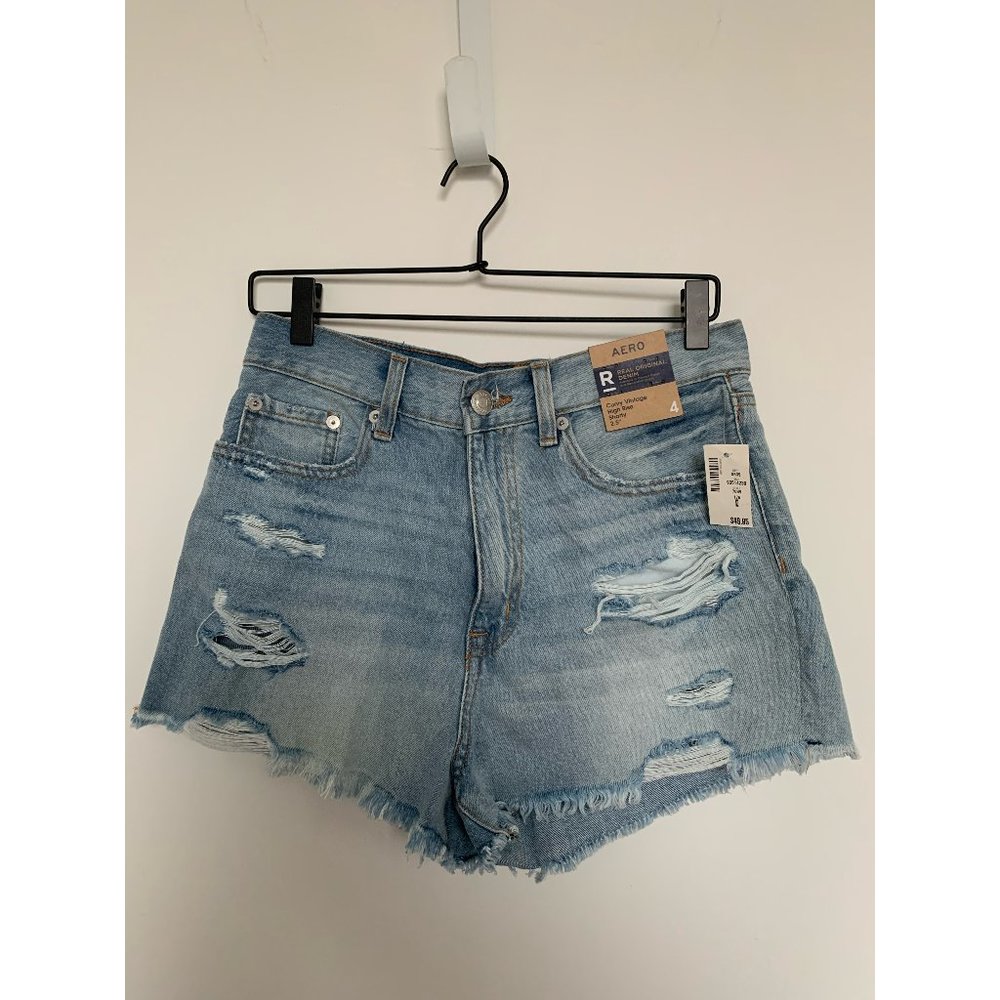 NWT Aeropostale Curvy Vintage High Rise Distressed Denim Shorts
